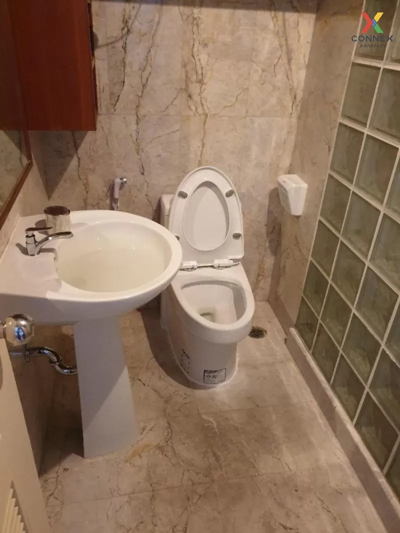 FOR RENT condo , Ratchavipha Place , BTS-Phahon Yothin 24 , Lat Y