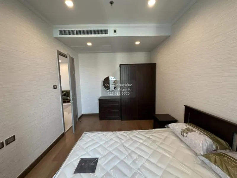 FOR SALE condo , Supalai Oriental Sukhumvit 39 , MRT-Phetchaburi 