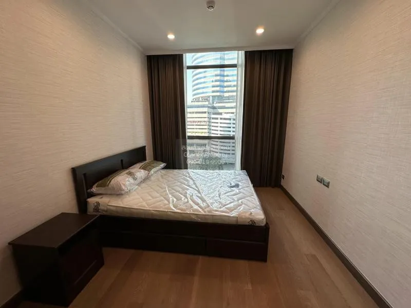 FOR SALE condo , Supalai Oriental Sukhumvit 39 , MRT-Phetchaburi 