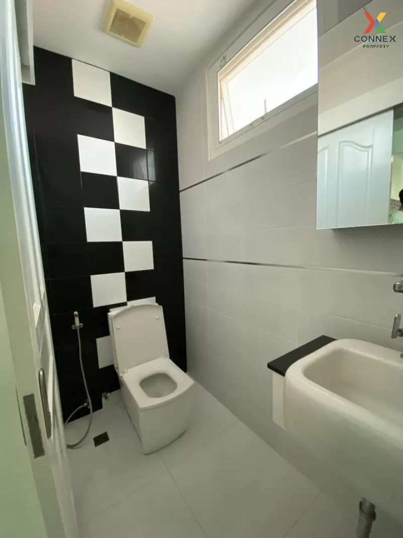 FOR RENT condo , Wind Sukhumvit 23 , MRT-Sukhumvit , Khlong Toei 