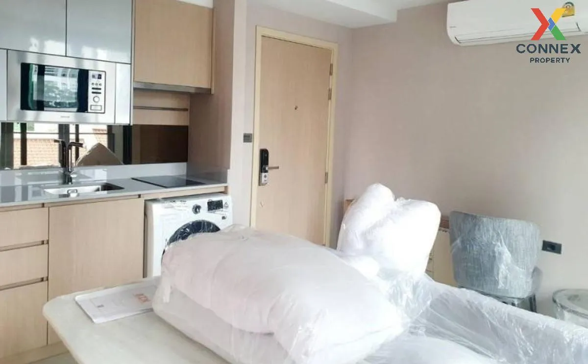 FOR RENT condo , Walden Asoke , MRT-Sukhumvit , Khlong Toei Nuea  2