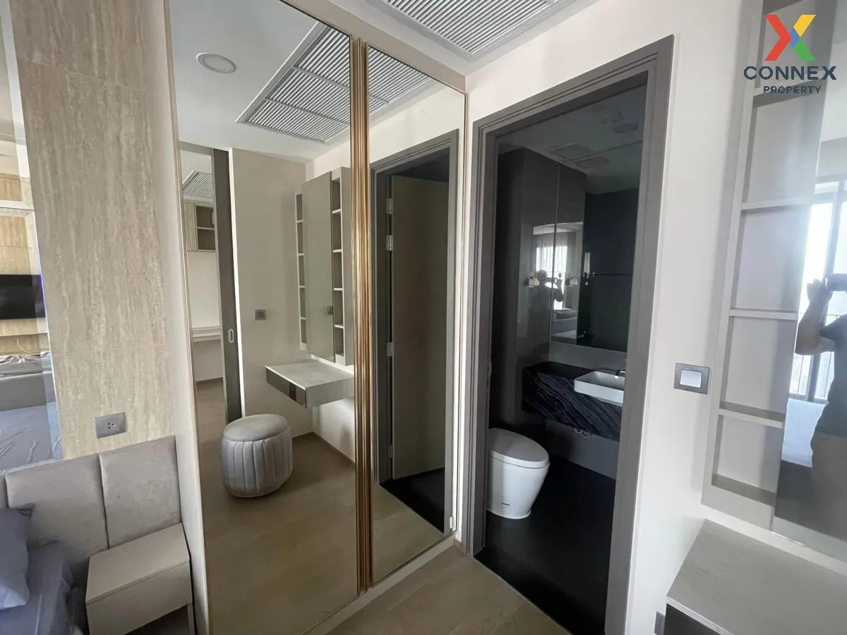 FOR SALE condo , Ashton Chula-Silom , high floor , MRT-Sam Yan , 