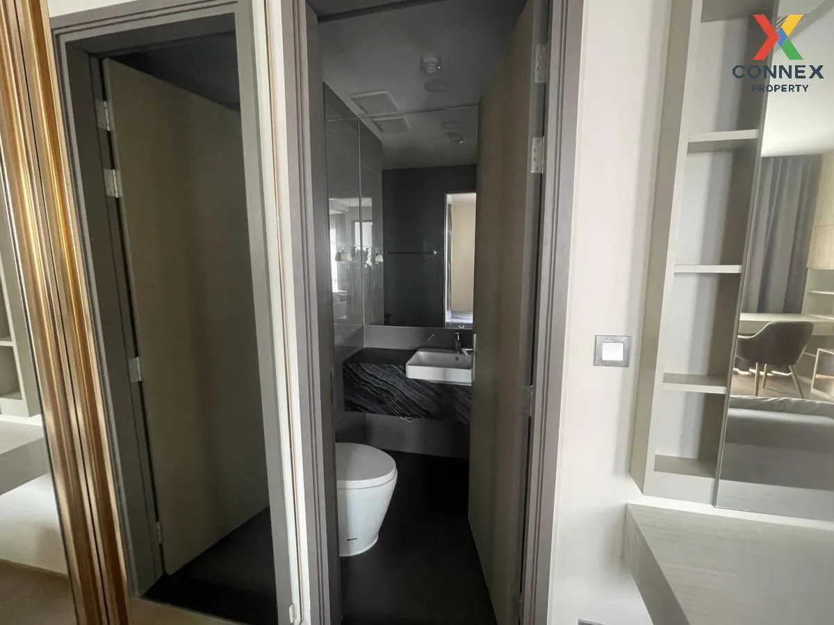 FOR SALE condo , Ashton Chula-Silom , high floor , MRT-Sam Yan , 