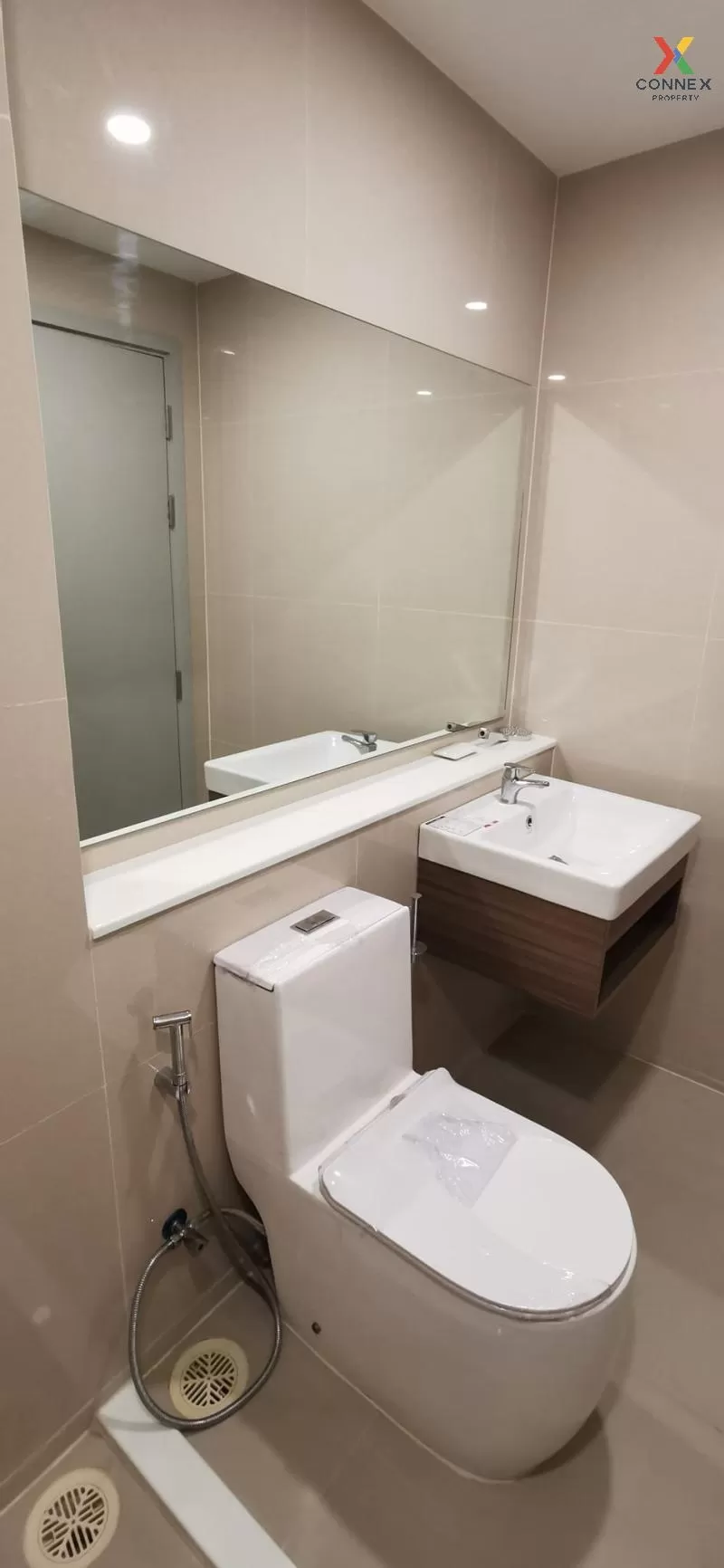 FOR SALE condo , Aspire Asoke Ratchada , MRT-Phra Ram 9 , Huai Kh FOR SALE condo , Aspire Asoke Ratchada , MRT-Phra Ram 9 , Huai Kh