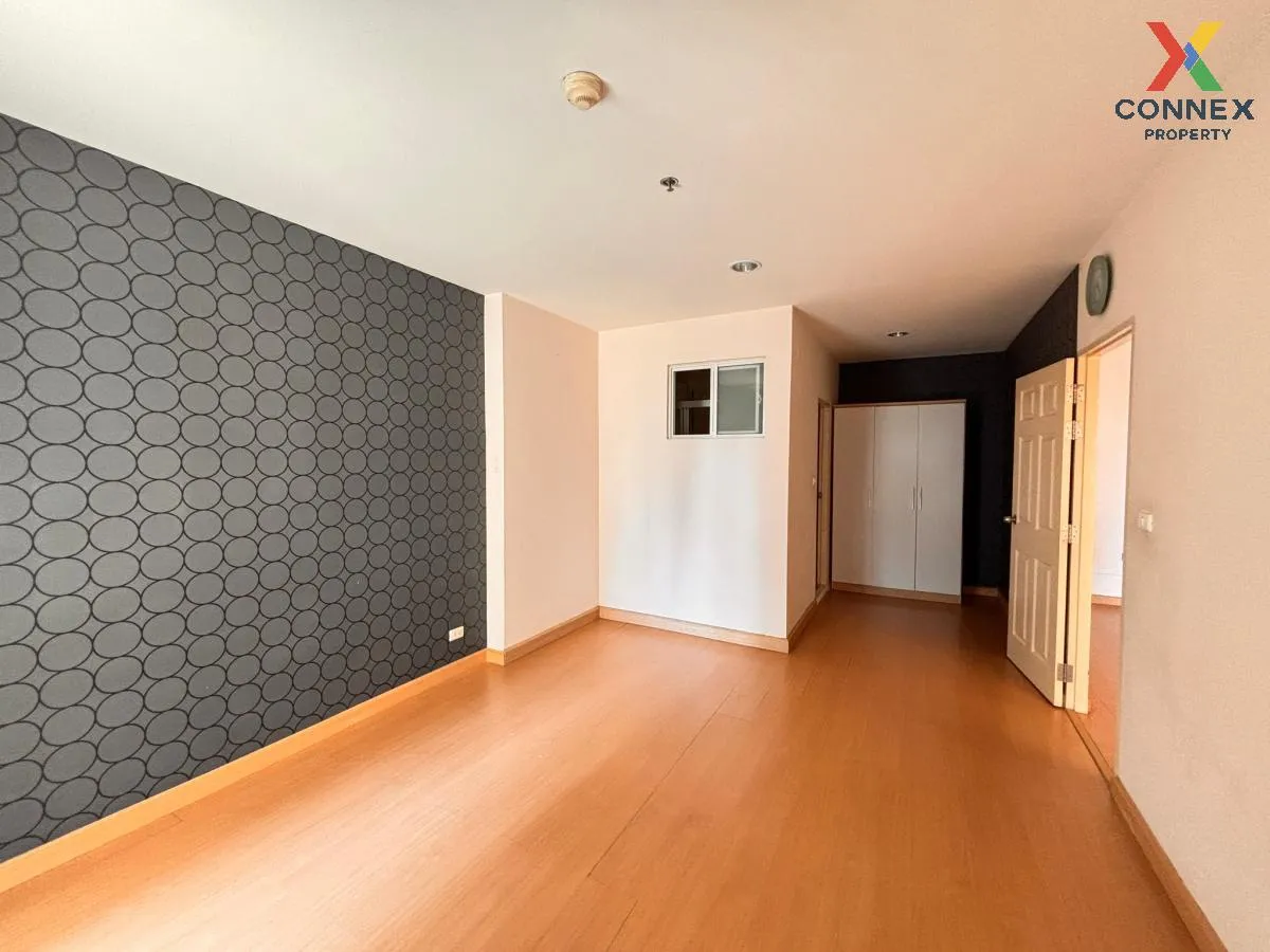 เช่าคอนโด  ไลฟ์ แอท บีทีเอส ท่าพระ BTS-ตลาดพลู บุคคโล เขต ธนบุรี 