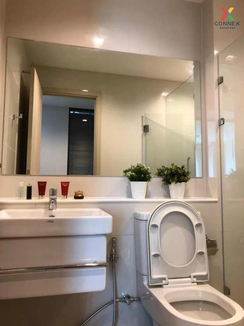 FOR RENT condo , Life One Wireless , BTS-Phloen Chit , Lumpini , 