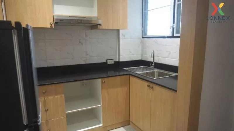 FOR RENT condo , Prasarnmit Condo Sukhumvit 23 , MRT-Sukhumvit ,  2