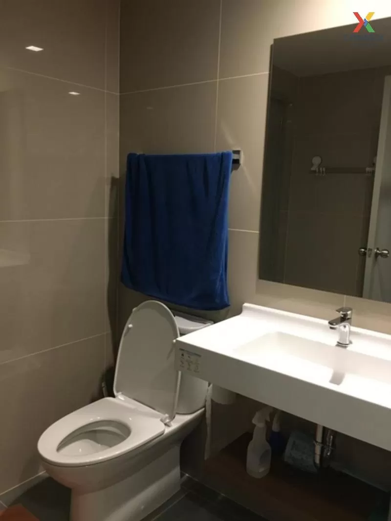 FOR SALE condo , Ideo Phahol Jatujak , high floor , BTS-Saphan Kh