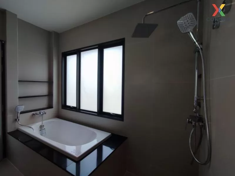 FOR SALE detached house , Bangkok Boulevard Donmueng Chaengwattha FOR SALE detached house , Bangkok Boulevard Donmueng Chaengwattha