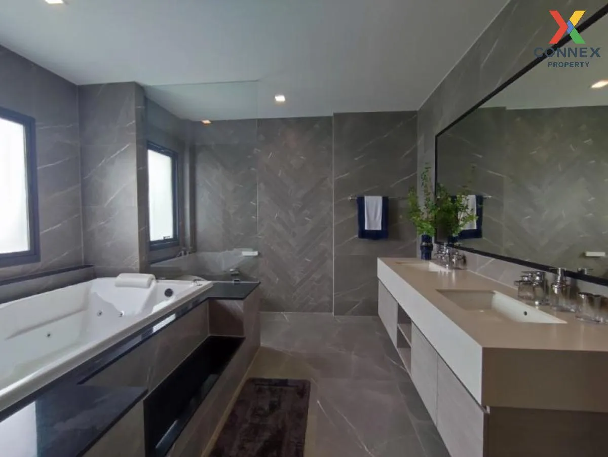 FOR SALE detached house , Bangkok Boulevard Singnature Rama 5 , B 2