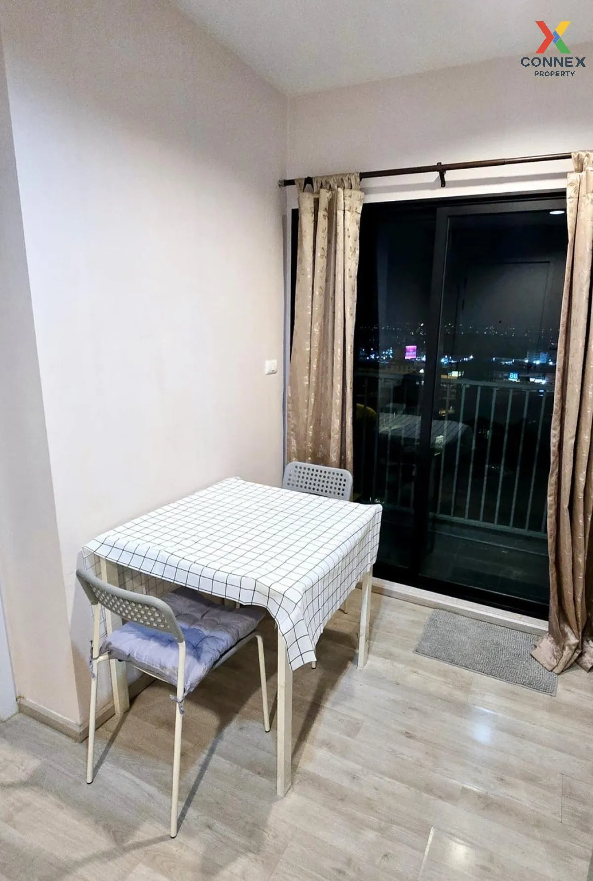 FOR RENT condo , Plum Condo Central Station , MRT-Sam Yaek Bang Y 4