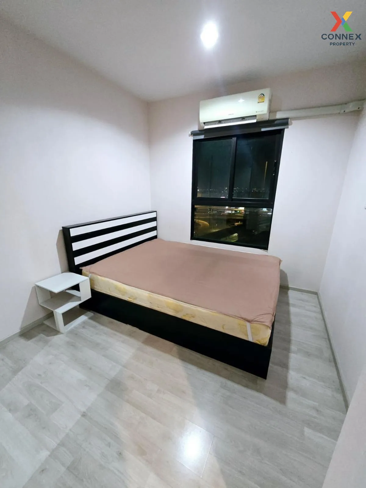 FOR RENT condo , Plum Condo Central Station , MRT-Sam Yaek Bang Y