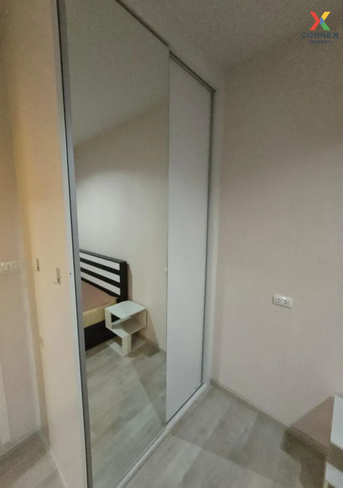 FOR RENT condo , Plum Condo Central Station , MRT-Sam Yaek Bang Y