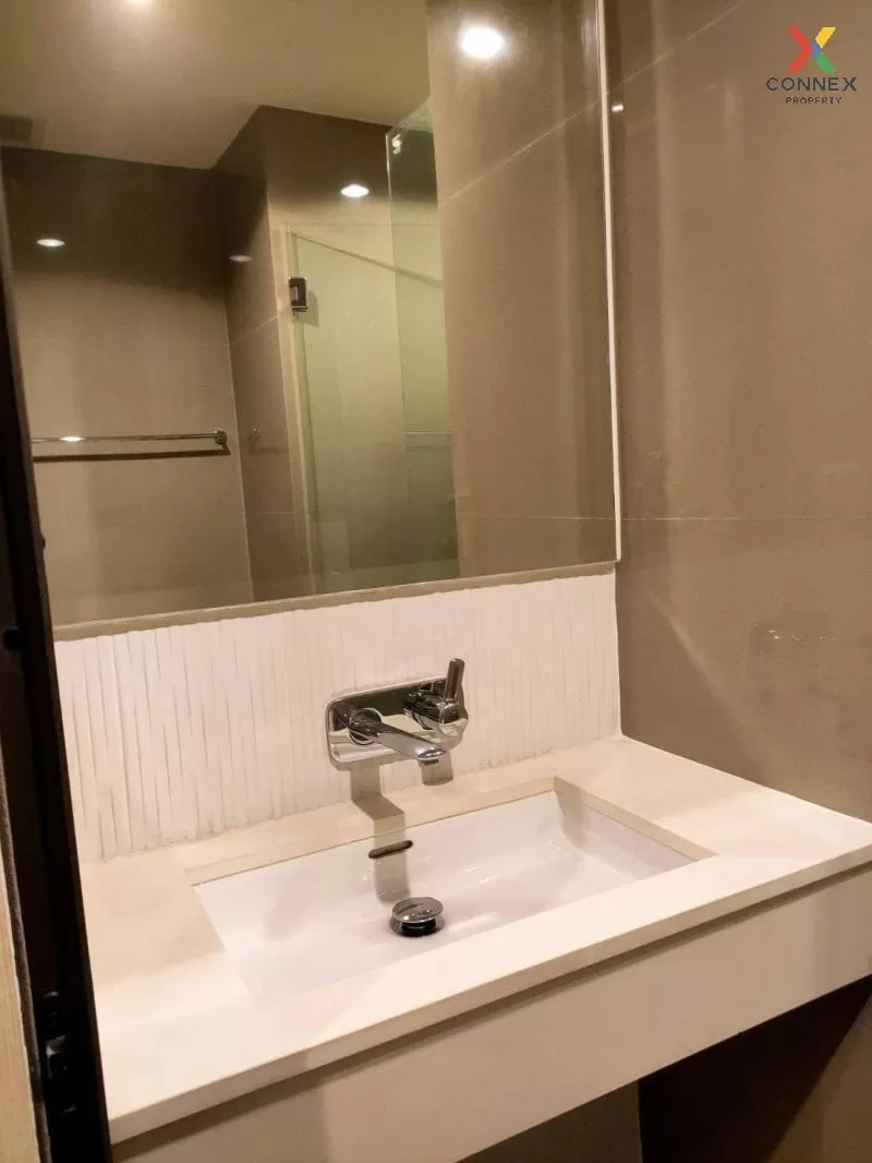 FOR RENT condo , RHYTHM Sukhumvit 42 , BTS-Ekkamai , Phra Khanong