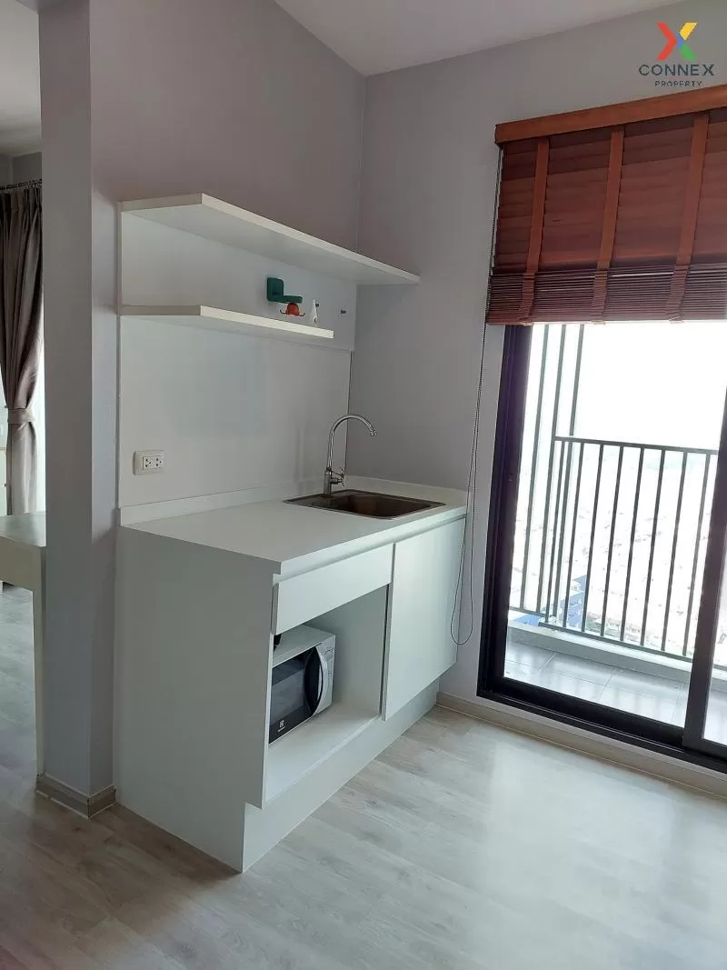 FOR RENT condo , Plum Condo Central Station , high floor , MRT-Sa 4