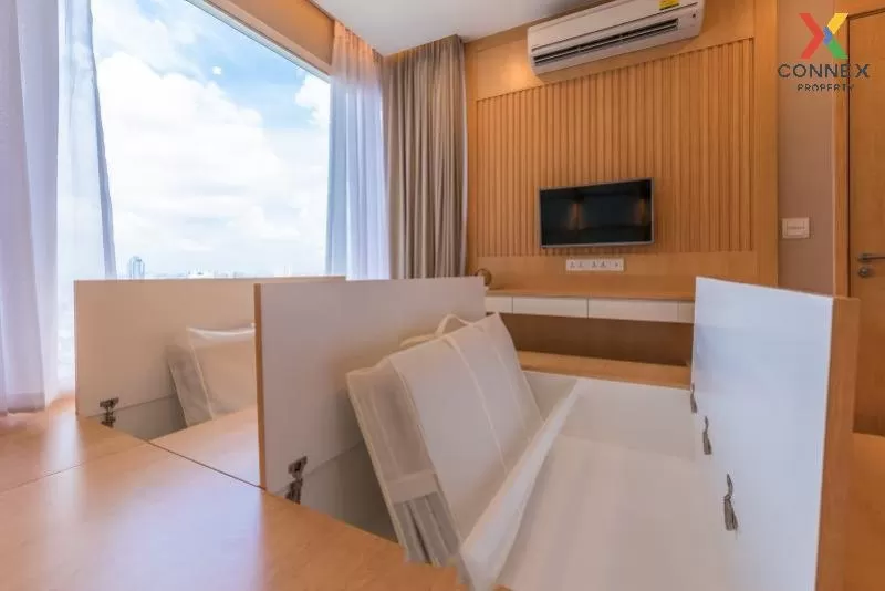 FOR SALE condo , Menam Residences , high floor , BTS-Saphan Taksi