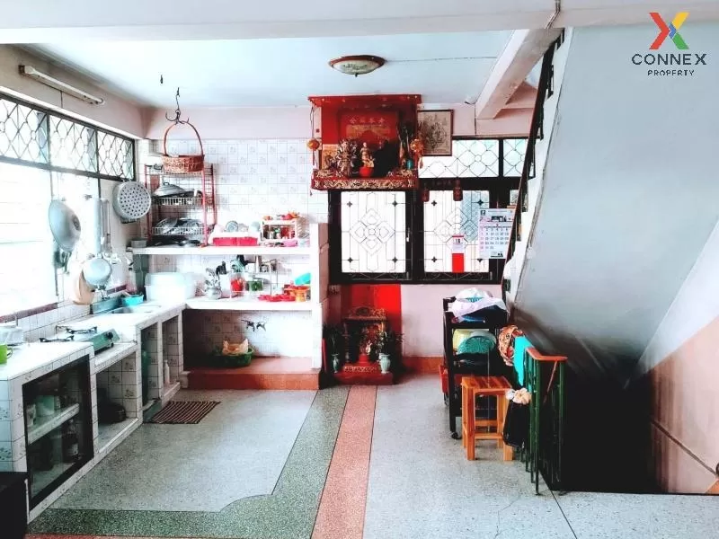 For Rent 5 - storey commercial building, area 13 square wah, Dusi