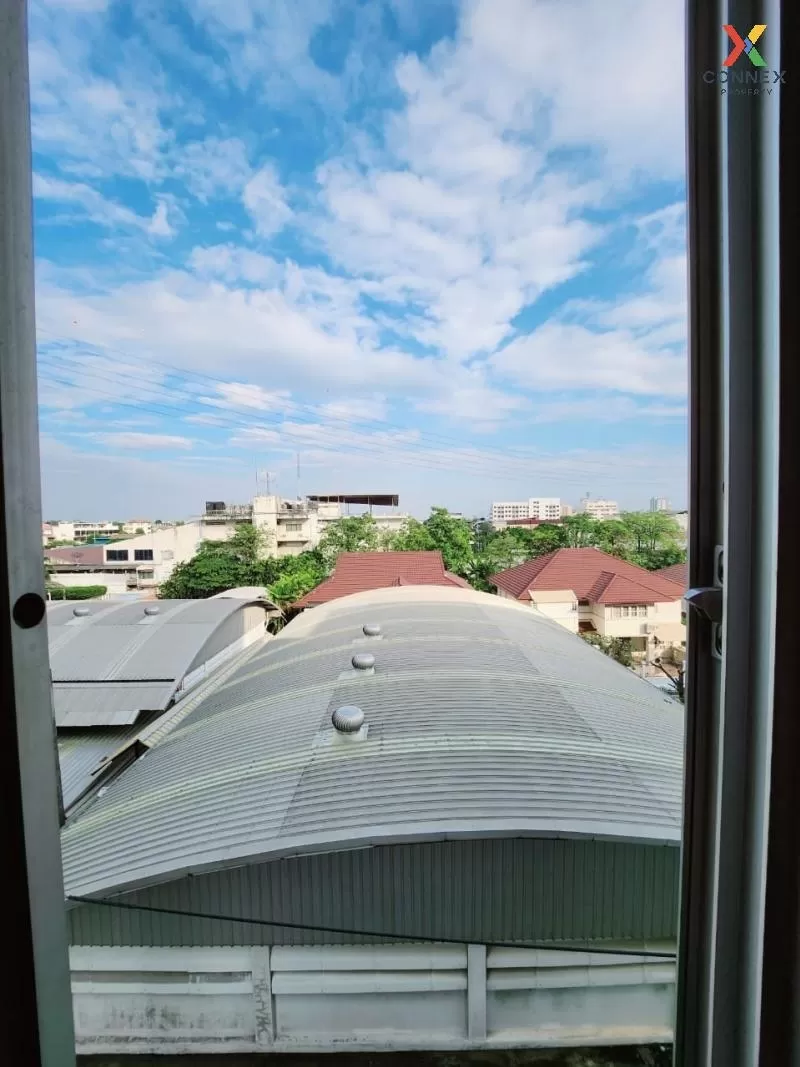 FOR RENT condo , Lumpini Ville Cultural Center , MRT-Huai Khwang 