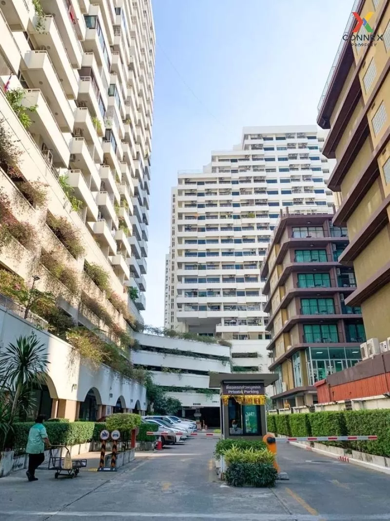 FOR SALE condo , Saranjai Mansion , BTS-Nana , Khlong Toei , Khlo