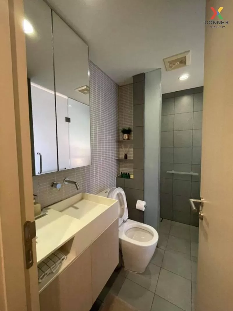 FOR RENT condo , Siamese Ratchakru , high floor , BTS-Ari , Sam S
