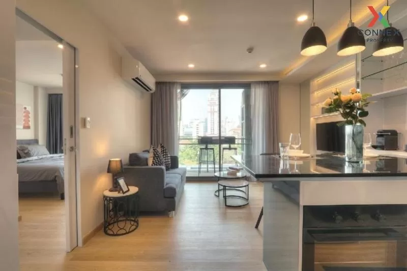 FOR RENT condo , Via Botani , BTS-Phrom Phong , Khlong Toei Nuea 