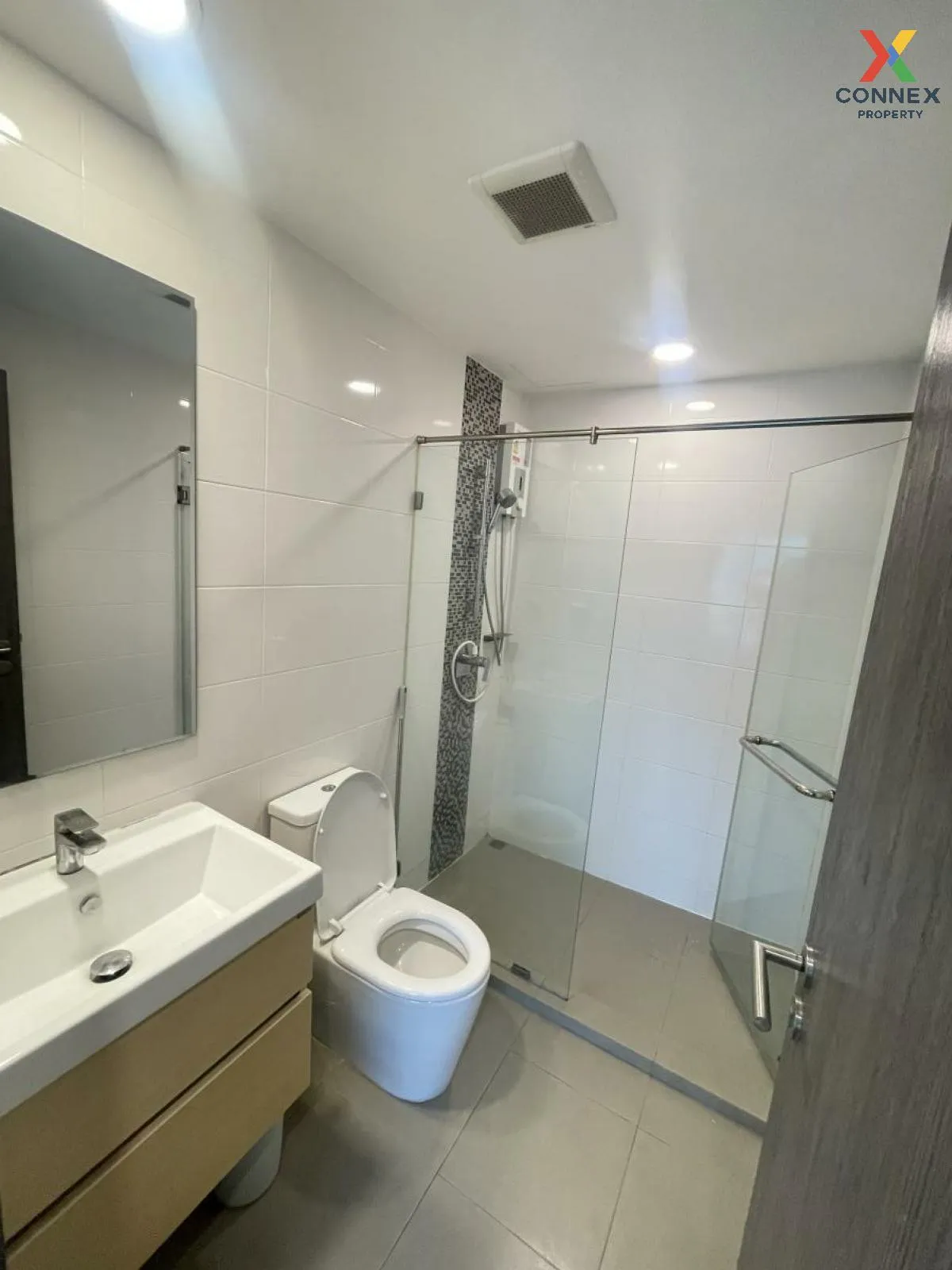 FOR RENT condo , Metro Luxe Rose Gold Phahol - Sutthisan , BTS-Sa FOR RENT condo , Metro Luxe Rose Gold Phahol - Sutthisan , BTS-Sa