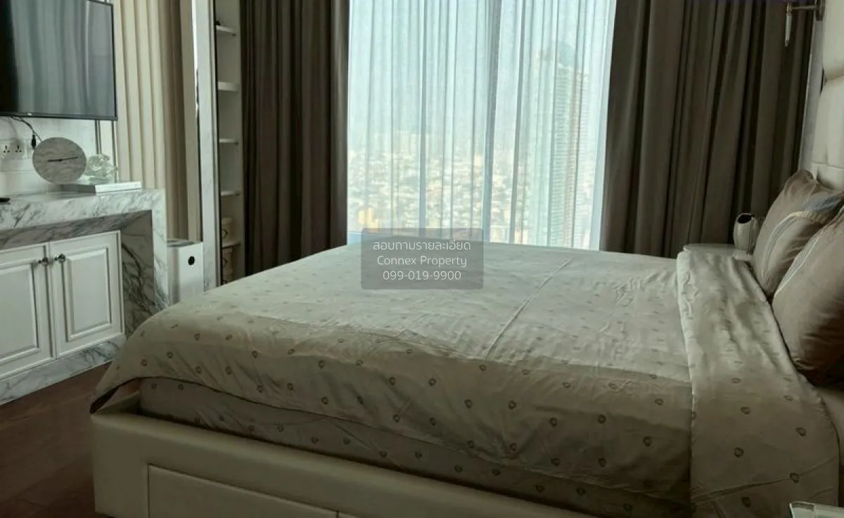 FOR SALE condo , Menam Residences , BTS-Saphan Taksin , Wat Phray