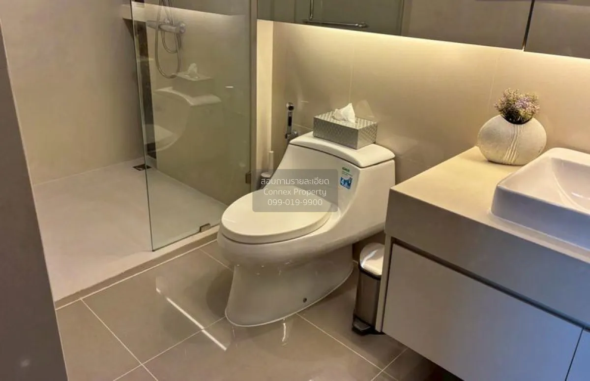 FOR SALE condo , Menam Residences , BTS-Saphan Taksin , Wat Phray