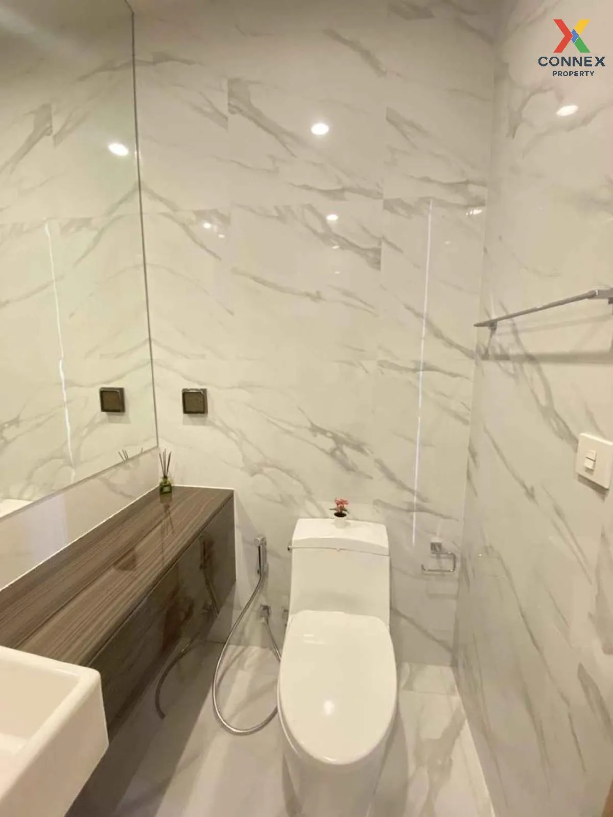 เช่าคอนโด  โนเบิล บี 19 BTS-อโศก คลองเตยเหนือ เขต วัฒนา กรุงเทพ C