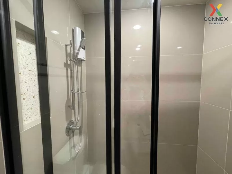 FOR SALE condo , XT Huaikhwang , MRT-Huai Khwang , Huai Khwang , 