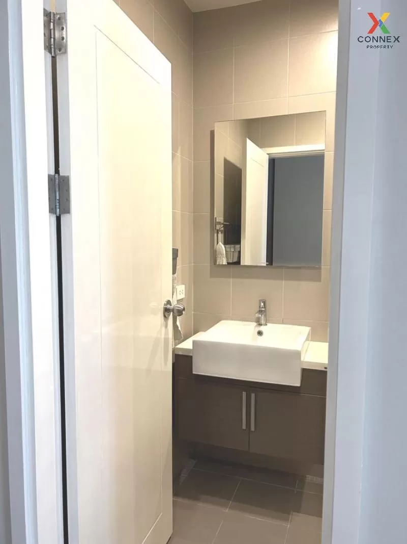 ขายคอนโด  ไฮฟ์ สาทร BTS-กรุงธนบุรี คลองต้นไทร เขต คลองสาน กรุงเทพ