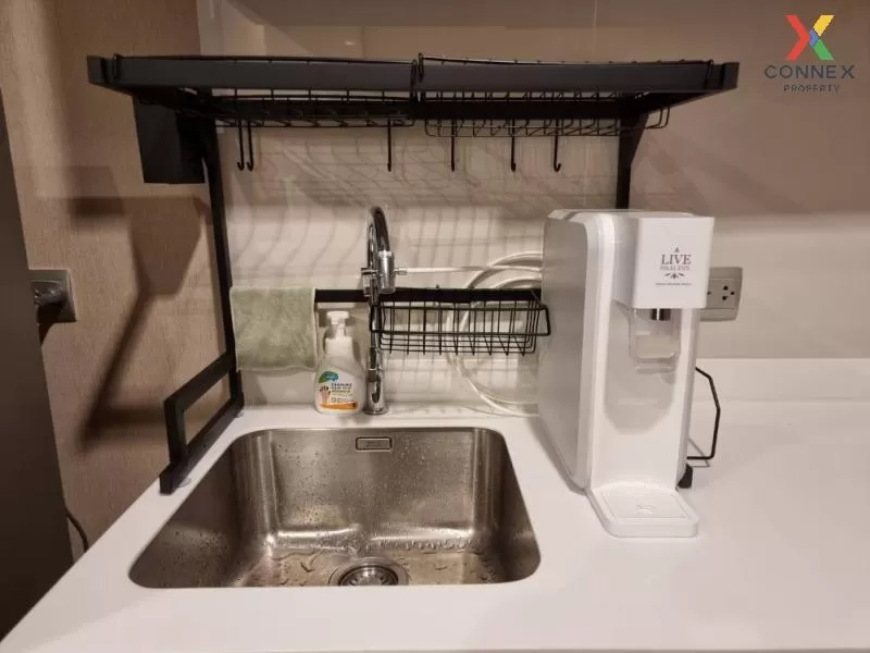 FOR RENT condo , Life Ladprao , high floor , BTS-Ha Yaek Lat Phra 4