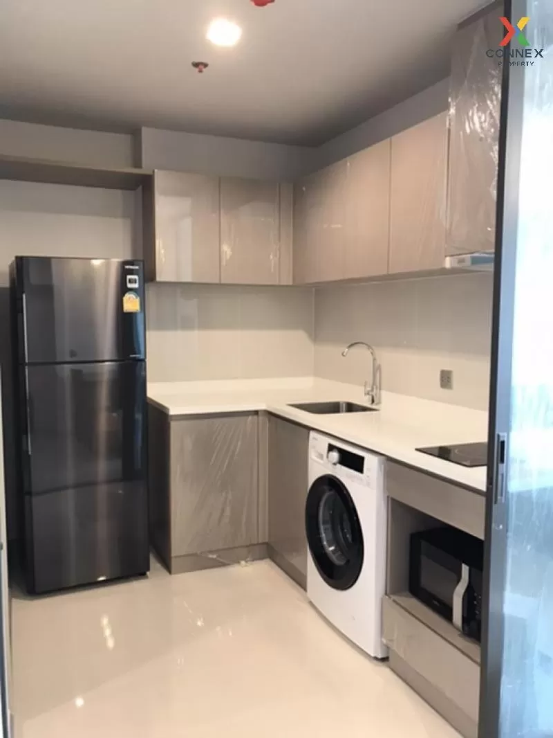 FOR SALE condo , Life Ladprao , high floor , BTS-Ha Yaek Lat Phra 3