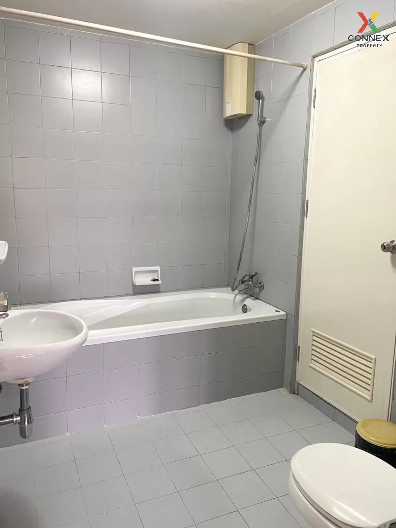 FOR RENT apartment , Lin Court , MRT-Queen Sirikit National Conve