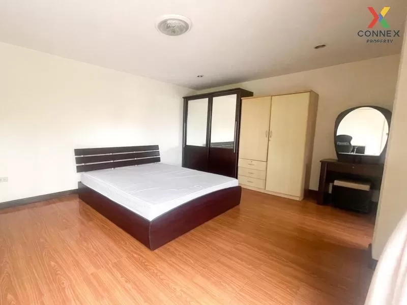 FOR RENT apartment , Lin Court , MRT-Queen Sirikit National Conve