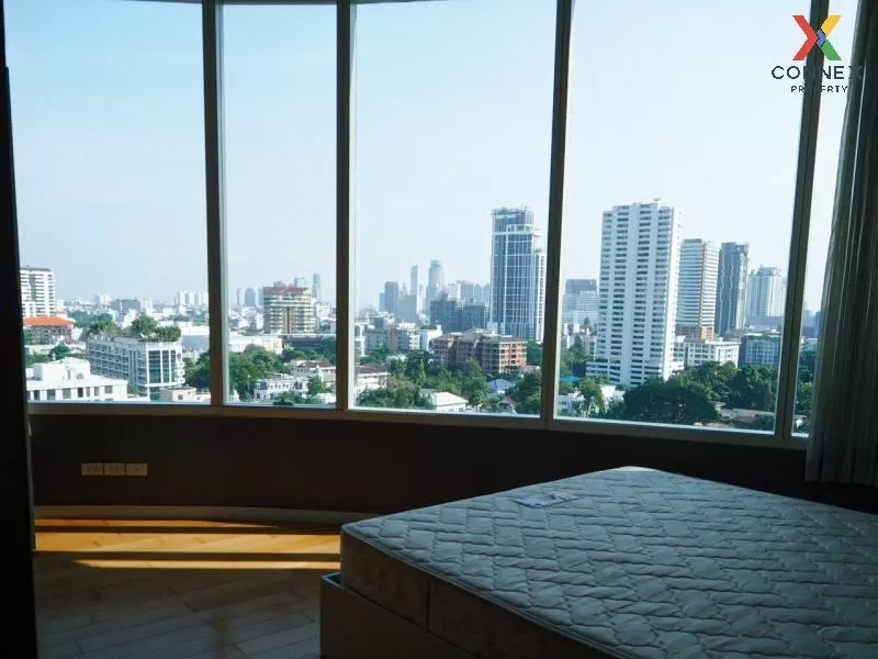 เช่าคอนโด  เอท ทองหล่อ ชั้นสูง BTS-ทองหล่อ คลองตันเหนือ เขต วัฒนา