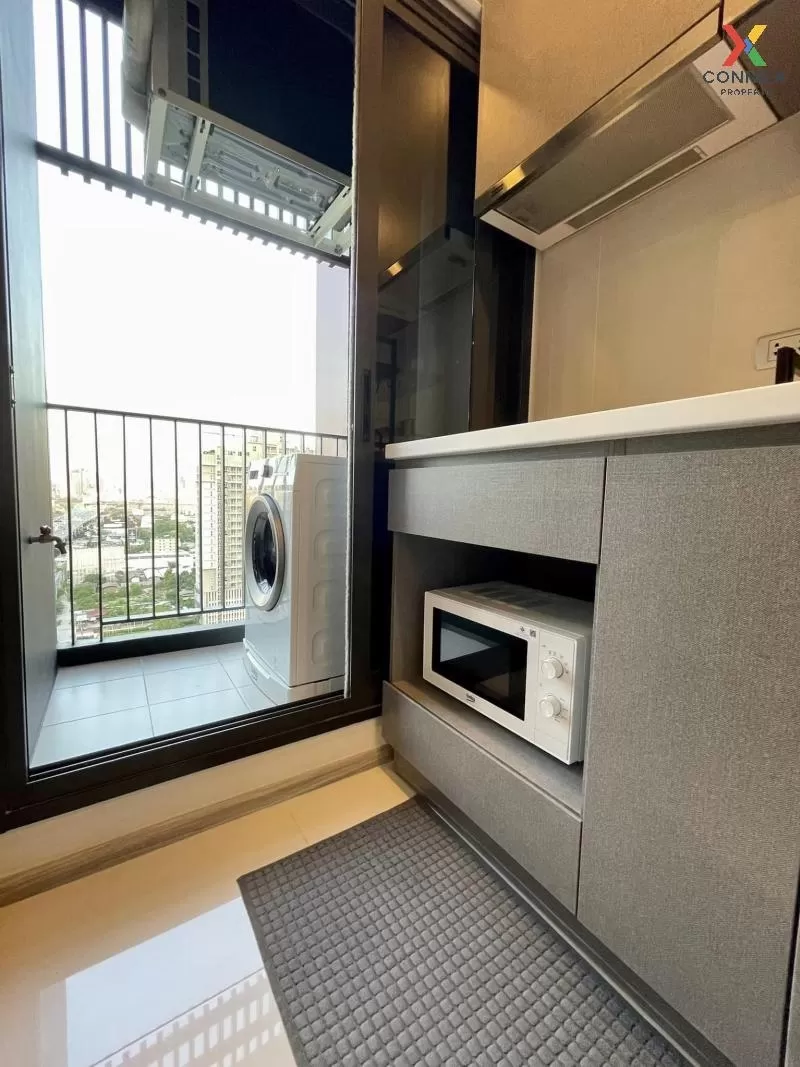 FOR RENT condo , Life Asoke Hype Rama 9 , MRT-Phra Ram 9 , Makkas