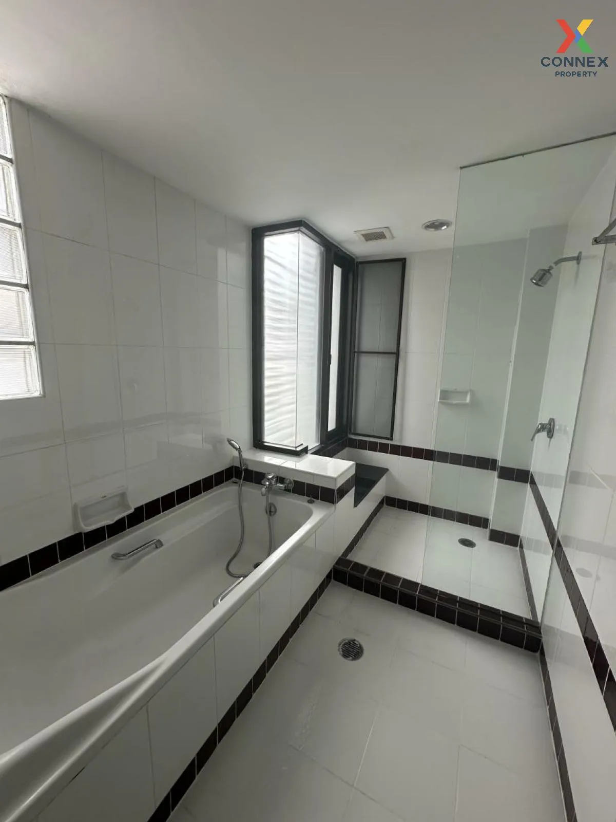 เช่าอพาร์ทเมนท์  นีโอ อารีย์ อพาร์ทเม้นท์ BTS-ทองหล่อ คลองตัน เขต