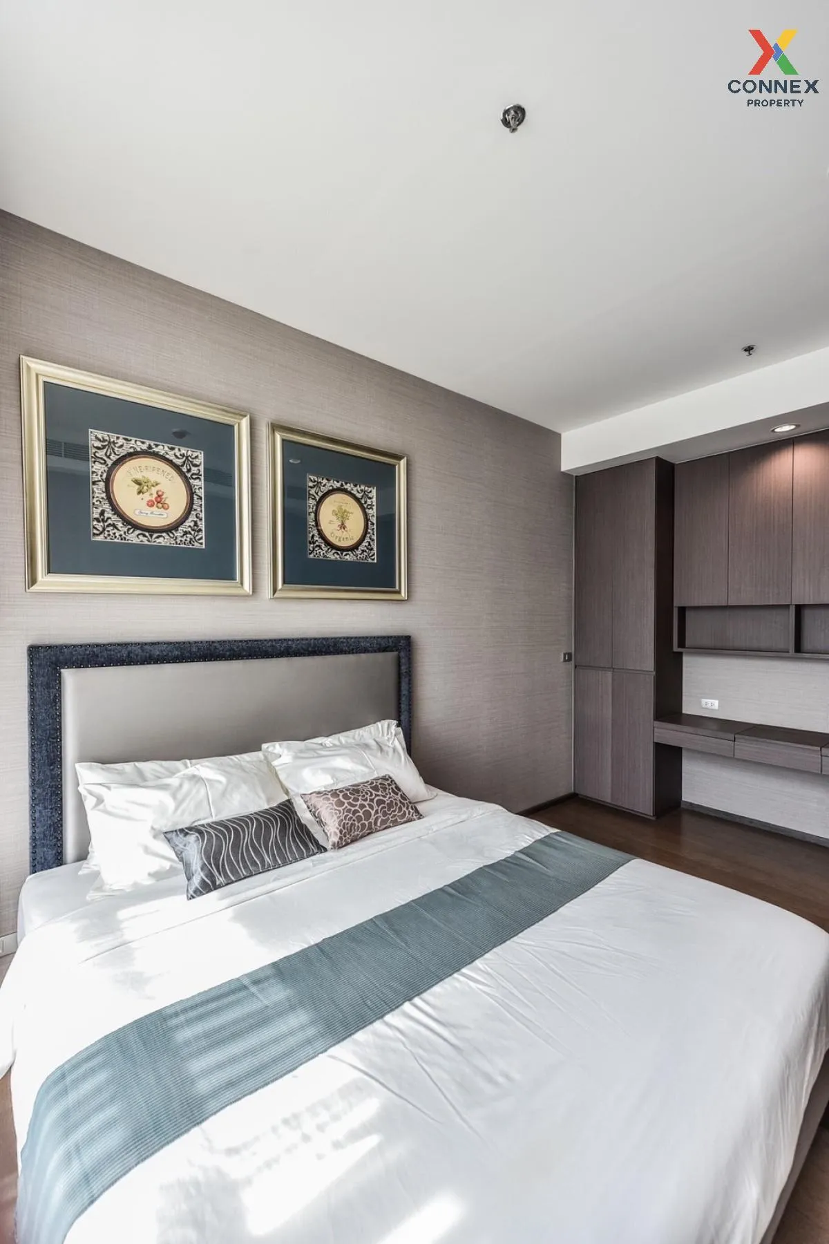 FOR SALE condo , The Diplomat Sathorn , BTS-Surasak , Silom , Ban 2