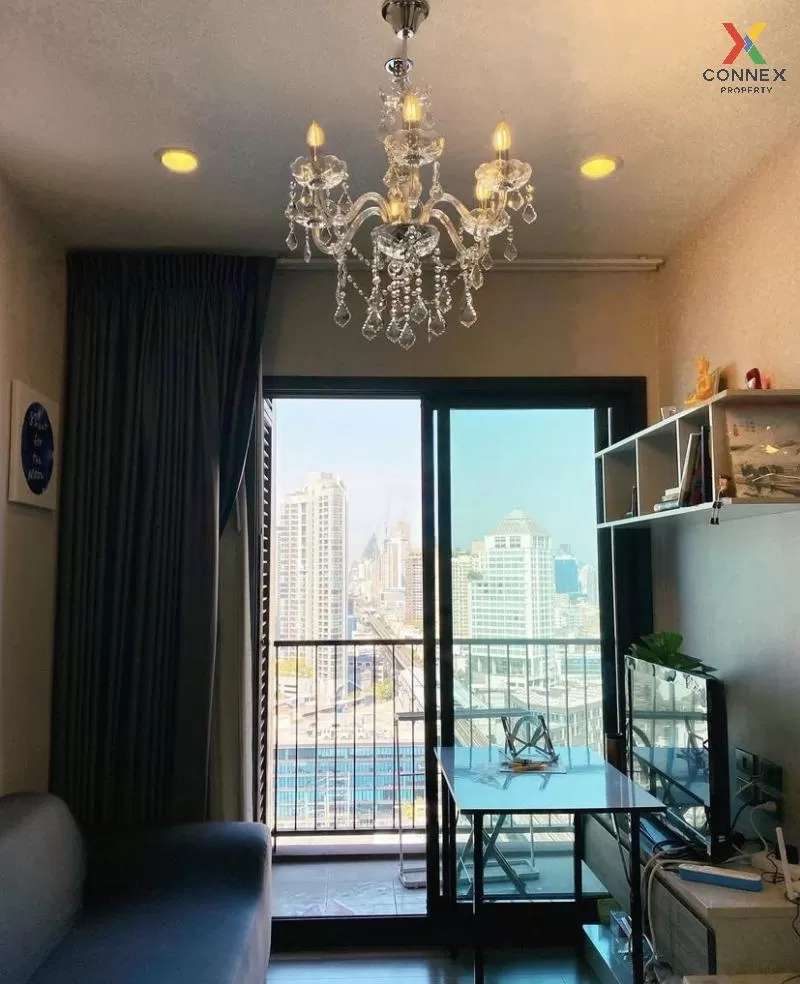 FOR RENT condo , WYNE Sukhumvit , high floor , BTS-Phra Khanong , 1