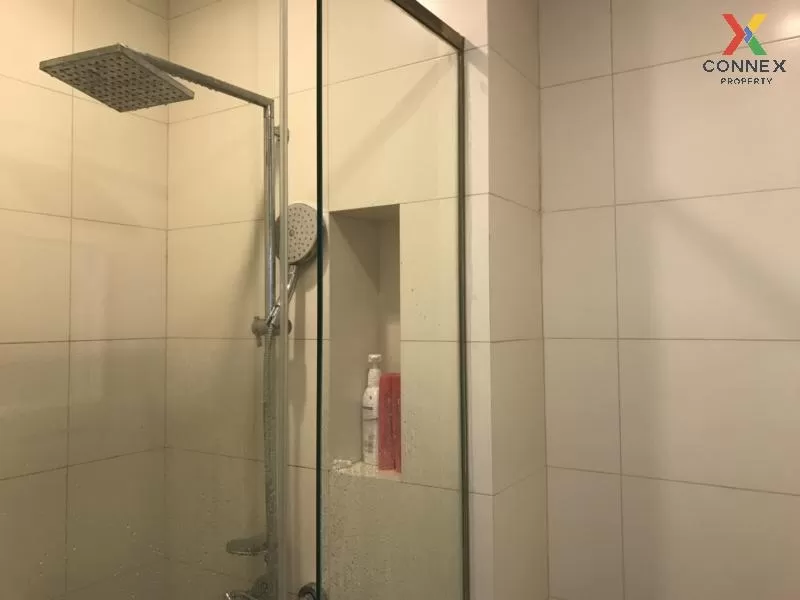 FOR RENT condo , WYNE Sukhumvit , high floor , BTS-Phra Khanong ,