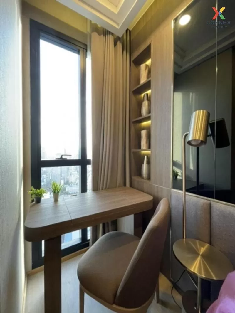 FOR SALE condo , Ashton Chula-Silom , high floor , MRT-Sam Yan , 