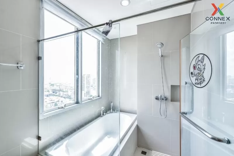 FOR RENT condo , Villa Sathorn , high floor , BTS-Krung Thon Buri