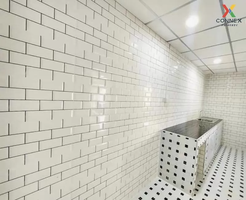 FOR SALE townhome , Baan Suetrong Rangsit  khlong 3 , Bueng Yitho 4