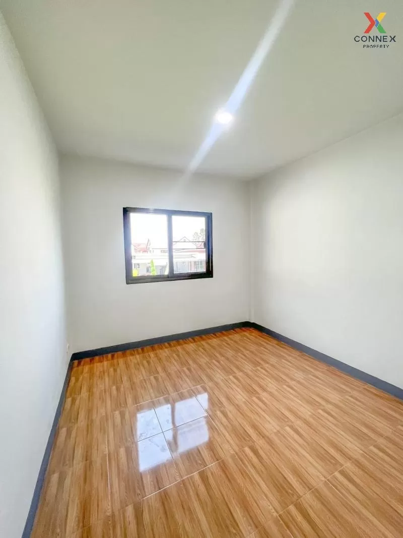 FOR SALE townhome , Piyawararom Klong 4 , Bueng Yitho , Thanyabur