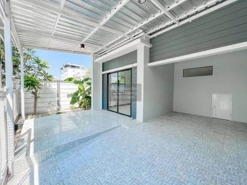 FOR SALE townhome , Baan Pryksa 66 Nava Nakorn , Khlong Nueng , k 2