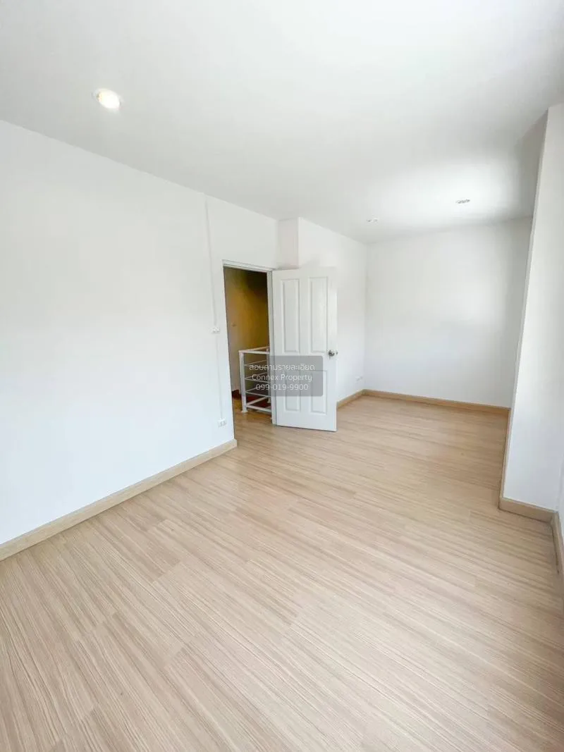 FOR SALE townhome , Baan Pryksa 66 Nava Nakorn , Khlong Nueng , k