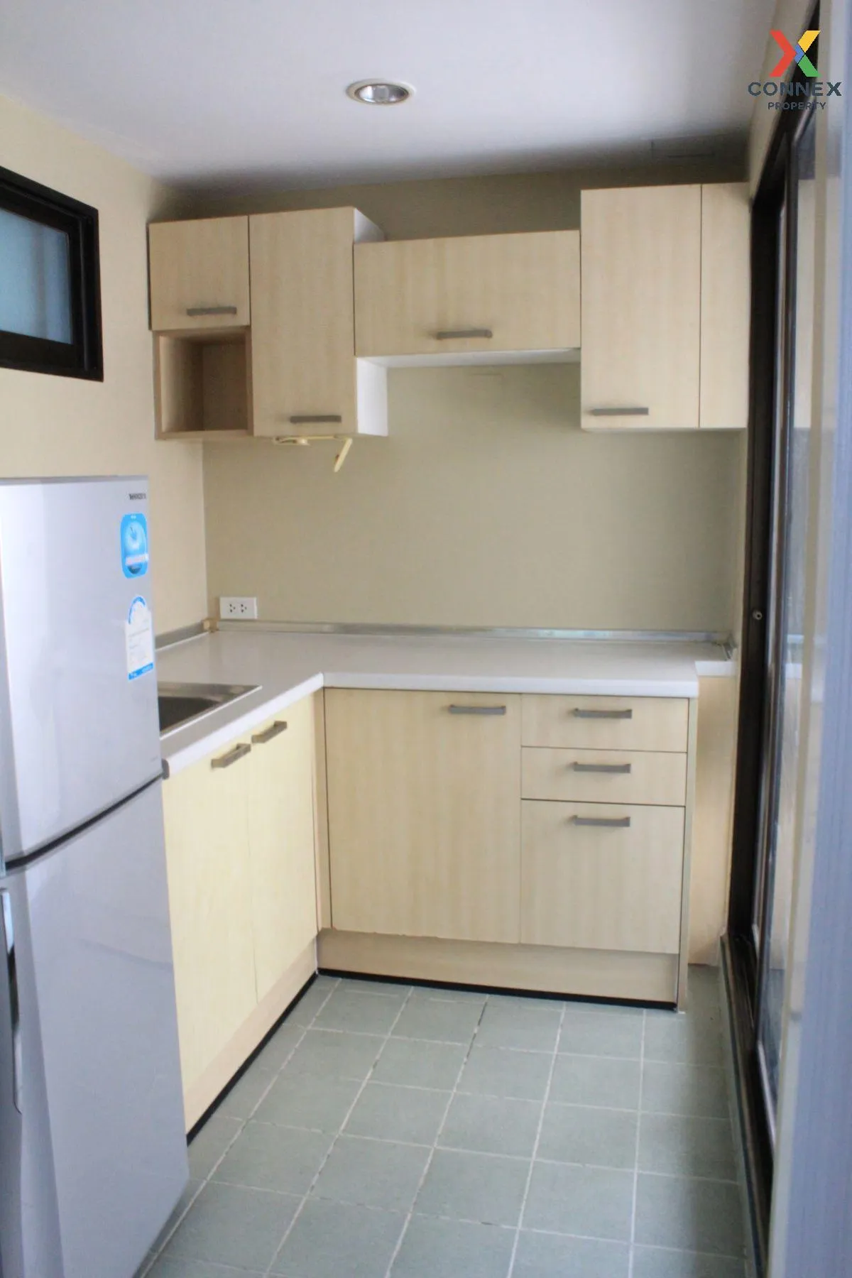 เช่าคอนโด  ลุมพินี เพลส นราธิวาส 24 BTS-ช่องนนทรี ช่องนนทรี เขต ย 3