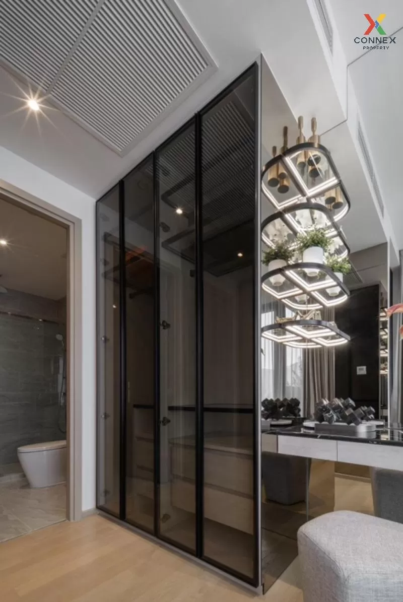 FOR SALE condo , Ashton Asoke-Rama 9 , MRT-Phra Ram 9 , Din Daeng FOR SALE condo , Ashton Asoke-Rama 9 , MRT-Phra Ram 9 , Din Daeng