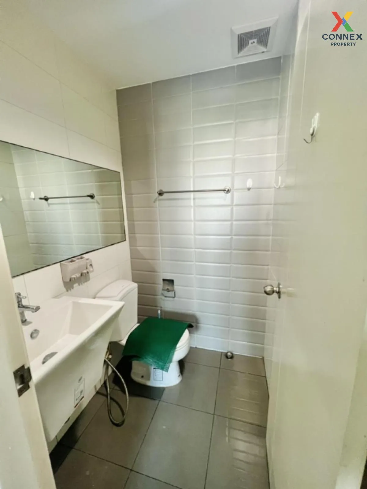 FOR RENT condo , Aspire Rama 4 , BTS-Ekkamai , Phra Khanong , Khl